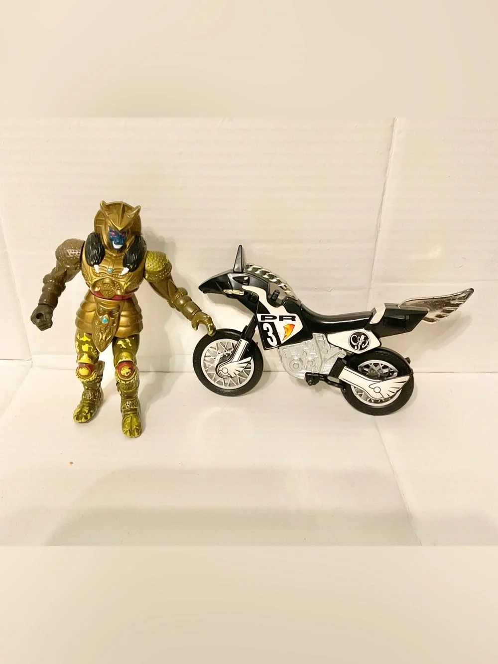 Mighty Morphine Power Rangers Vintage 1994 Bandai Action Figure & Motorcycle